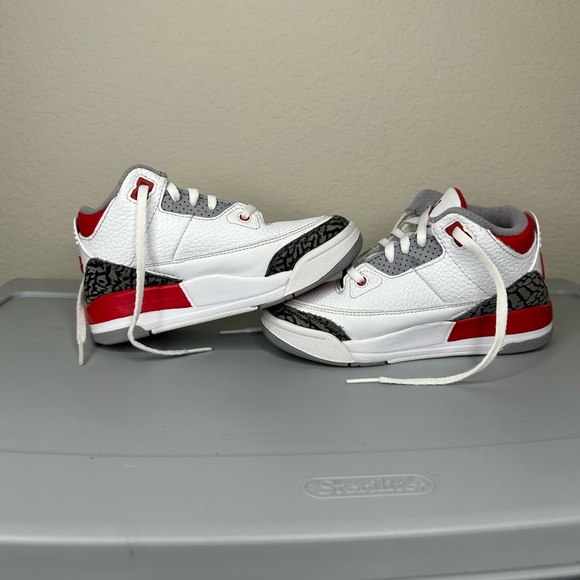 SOLD‼️Air Jordan 3 Retro (EUC) - Picture 4 of 7